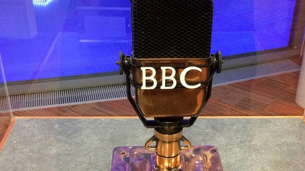 What radio stations have no adverts