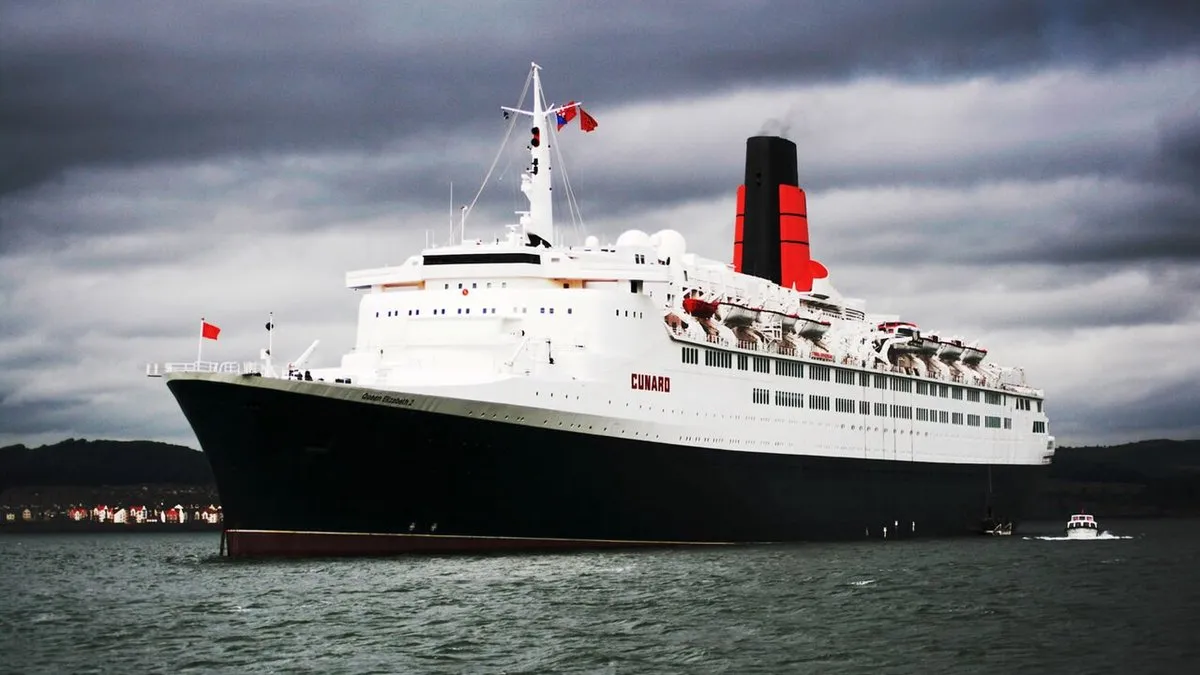 Who does the voiceover for the Cunard advert